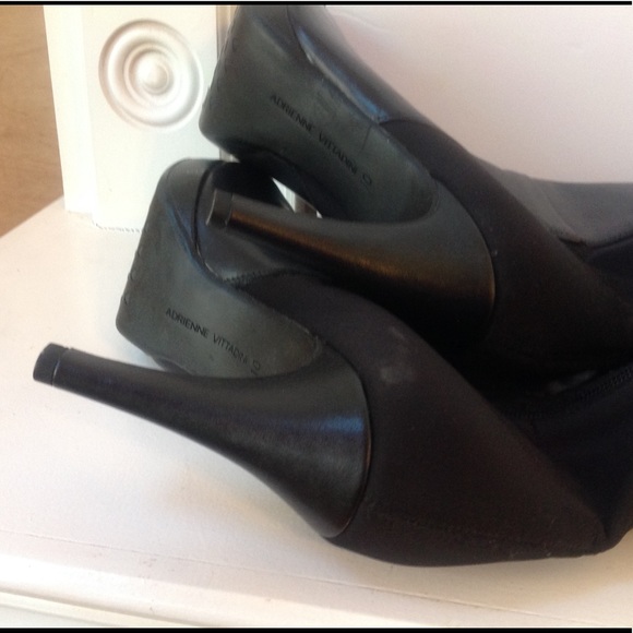 Adrienne Vittadini Black Boots Leather Long Heels - Picture 3 of 3